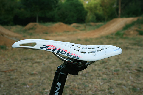 Spyder mtb clearance seat