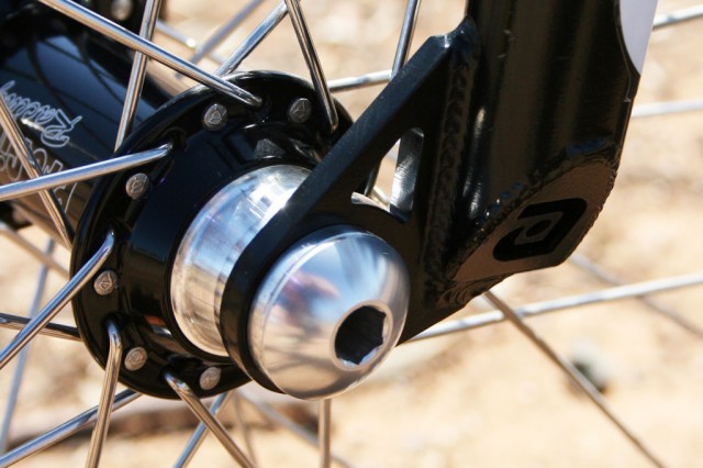 alius-20mm-cromo-forks4